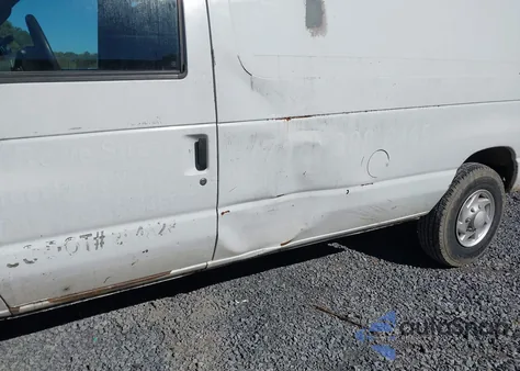 2013 Ford E-350 Super Duty Commercial from USA, damaged, VIN 1FTSE3EL8DDB24661